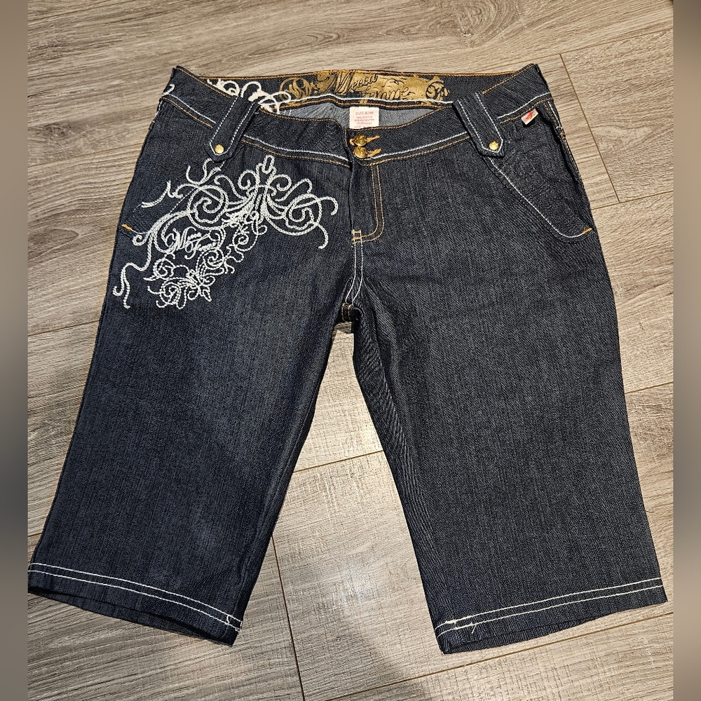 Mecca Femme embroidered Denim jean Shorts size 9 10 Y2K 90s